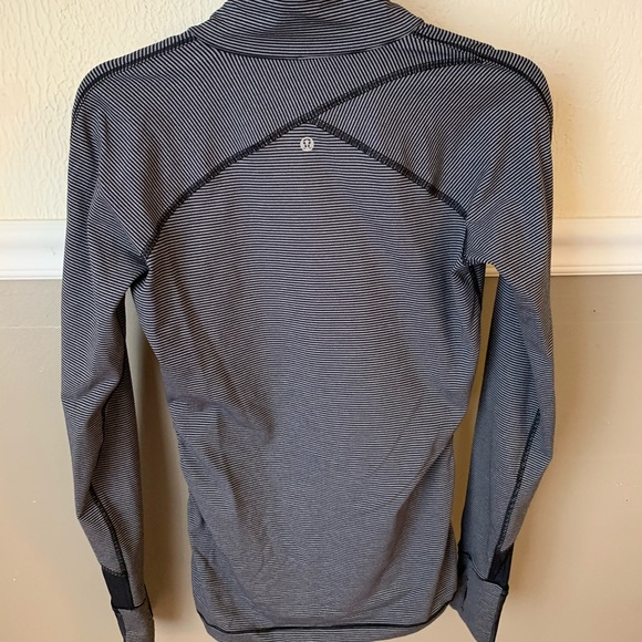 Lululemon pullover - Picture 2 of 3